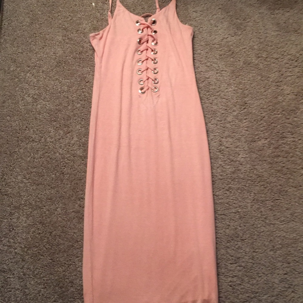 SOLD Boutique Dress (BodyCon Fit)